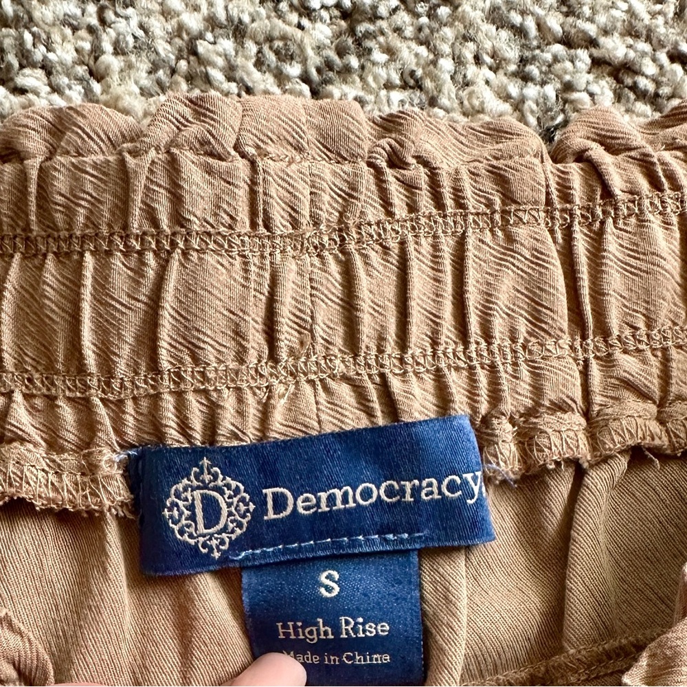 EUC Sz S Democracy tan light weight joggers - Picture 5 of 7